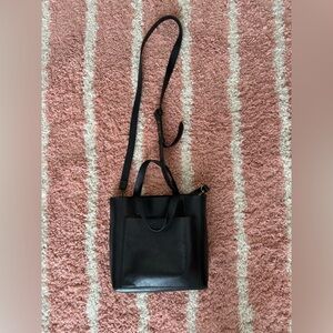 Madewell Small Transport Tote in Black